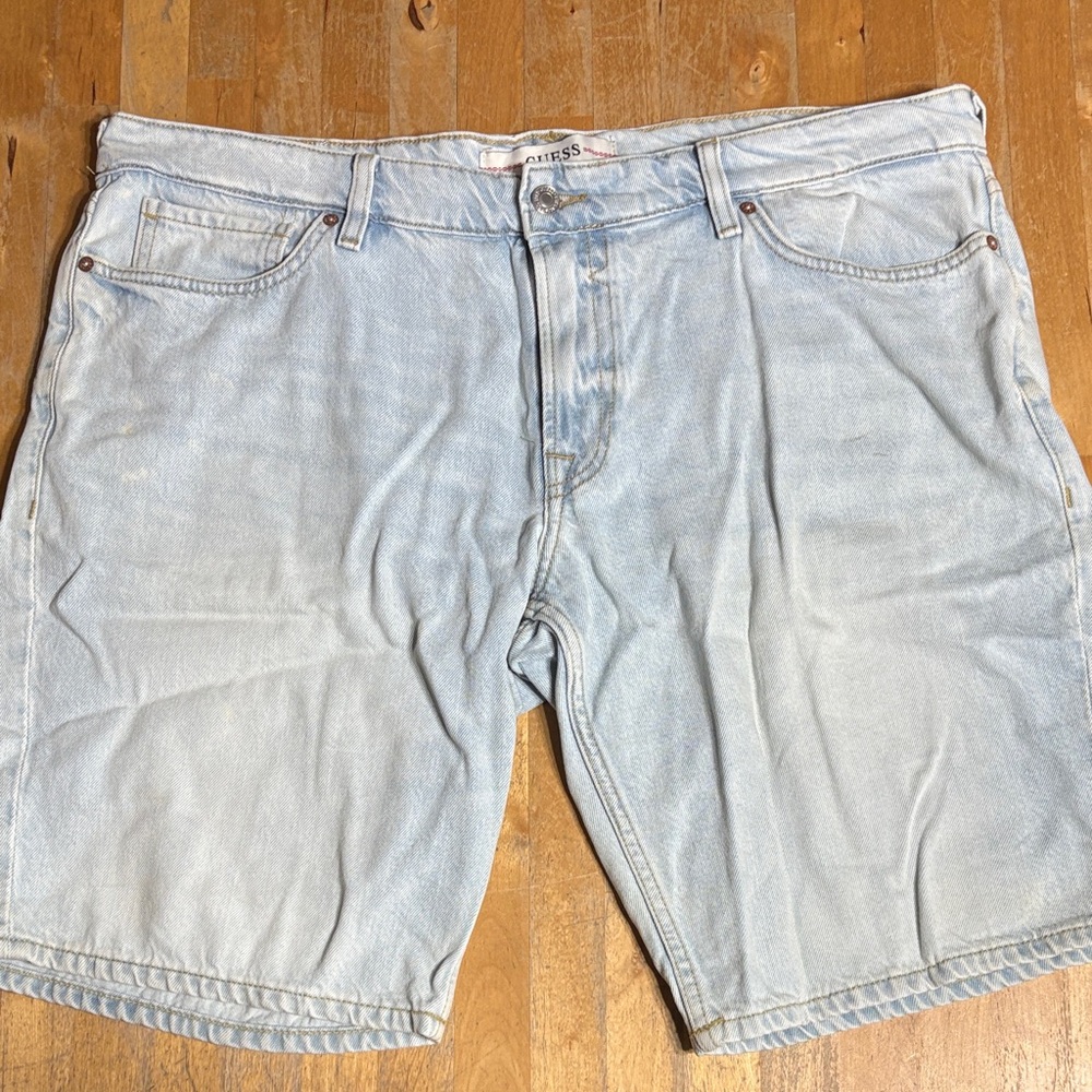 GUESS Light Wash Men's Denim Shorts